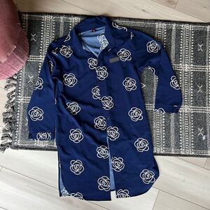 Long Sleeve Silk Blouse White Daisy Print Silk Duster, Size Medium Blouse